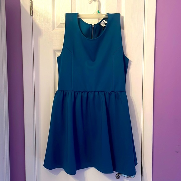 H&M divided babydoll dress - Picture 1 of 6
